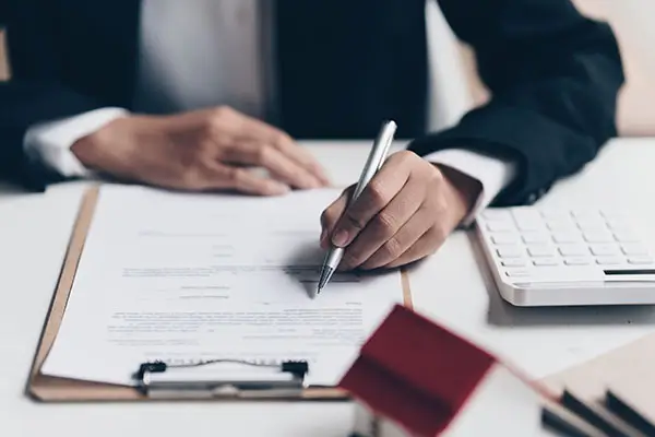 电脑翁翁响是什么原因