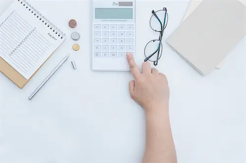 喜欢玩电脑做什么工作